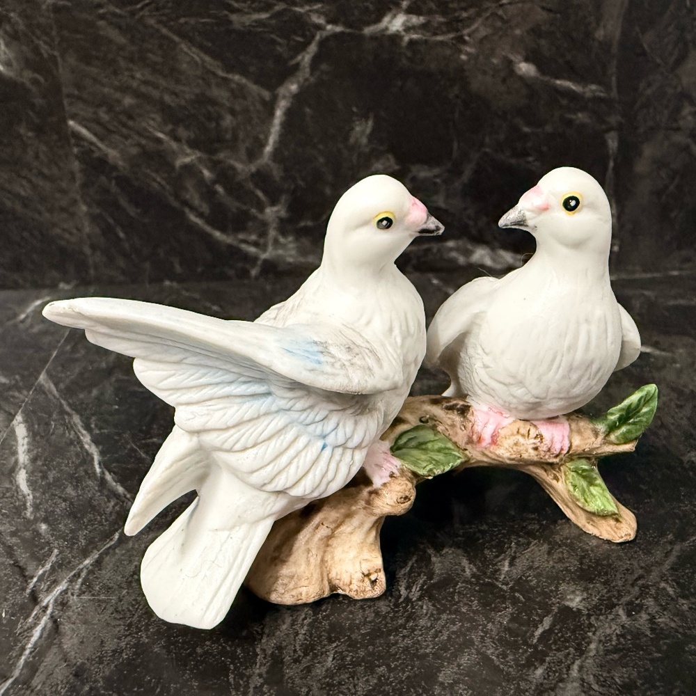 LEFTON Dove Figurines (Set of 4)